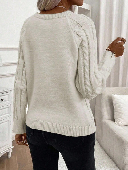 MATHILDE™ | SWEATER MED KNAPDETALJER