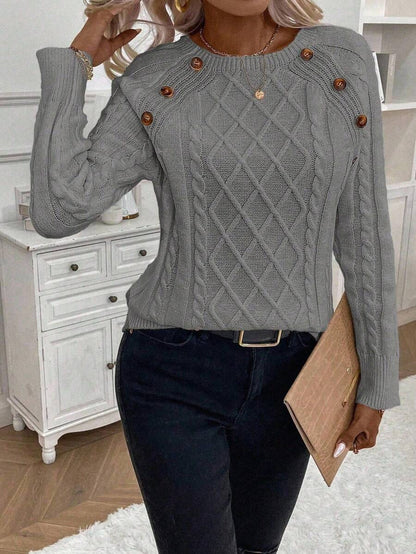 MATHILDE™ | SWEATER MED KNAPDETALJER