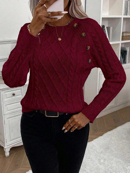 MATHILDE™ | SWEATER MED KNAPDETALJER