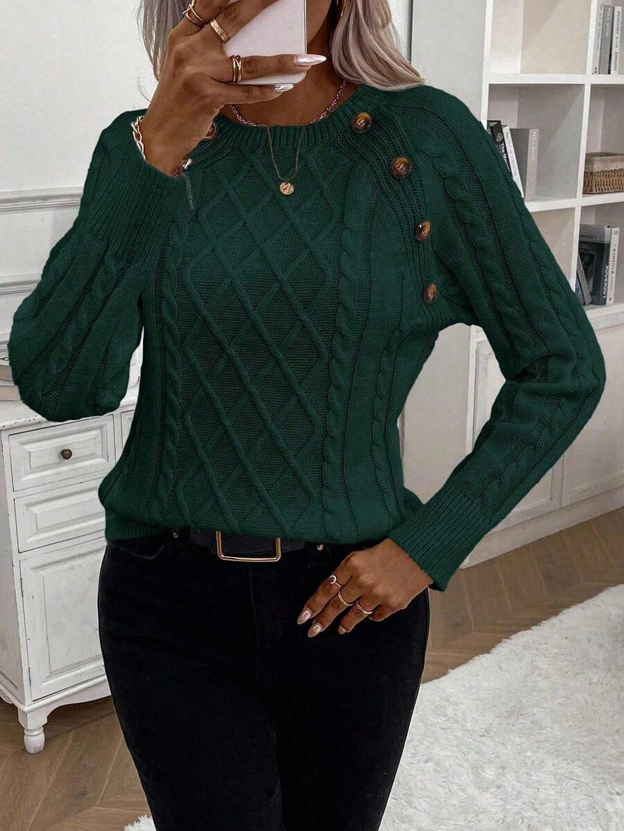 MATHILDE™ | SWEATER MED KNAPDETALJER